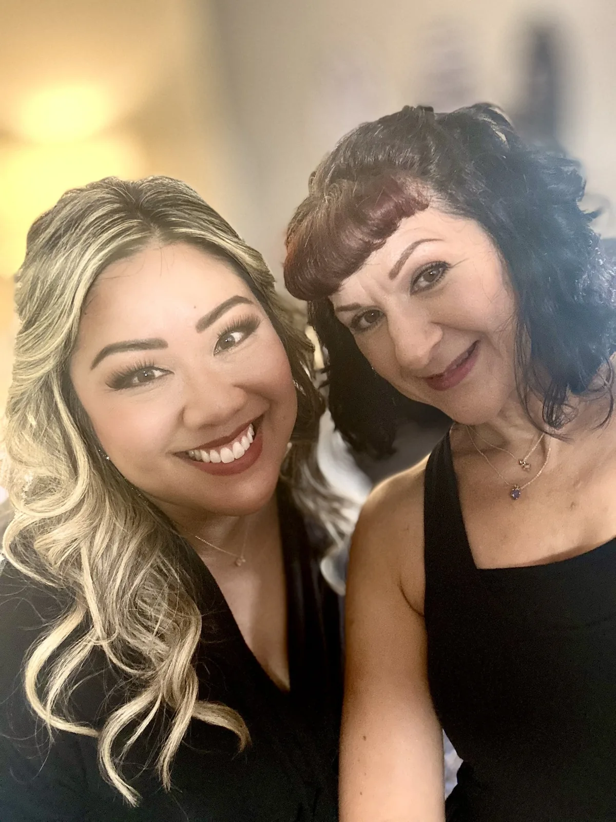 I take a selfie with Tamara after her bridal makeup and hair appointment.